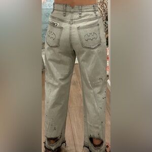 Women’s Light Gray Distressed Batman-Pocket Jeans 0096